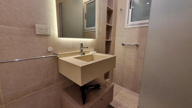 Apartment steps away from Av. Corrientes theaters - image 3