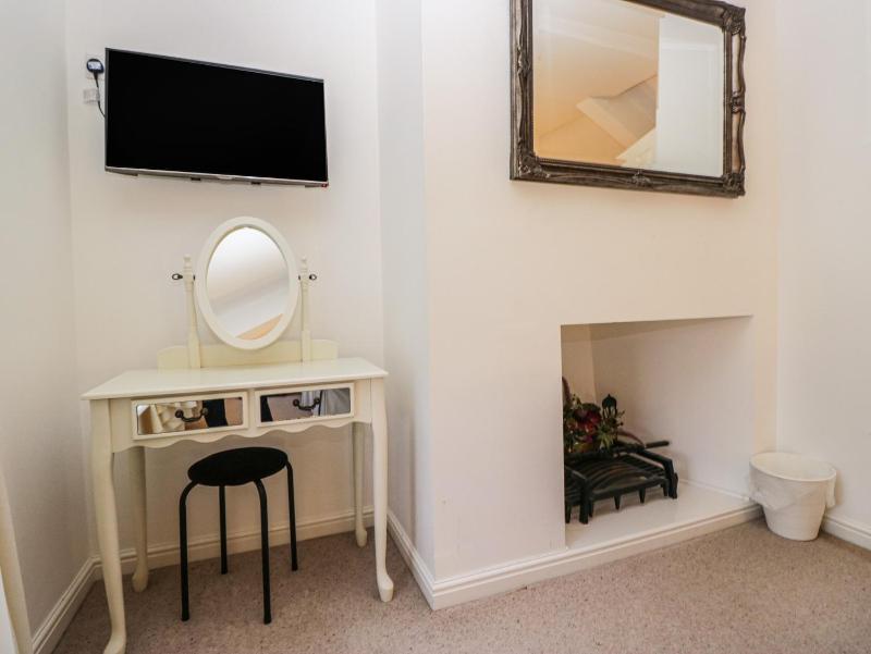 Newlands Fell House - image 19