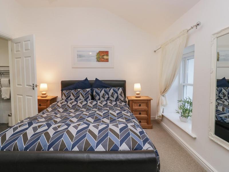 Newlands Fell House - image 25