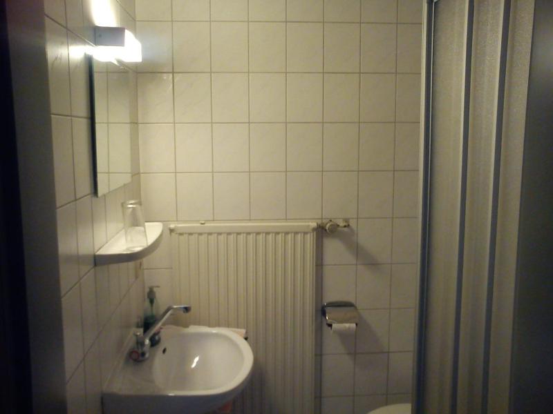 Single Room image 2