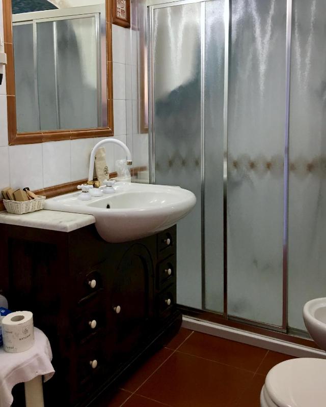 Deluxe Double or Twin Room with Panoramic View image 2