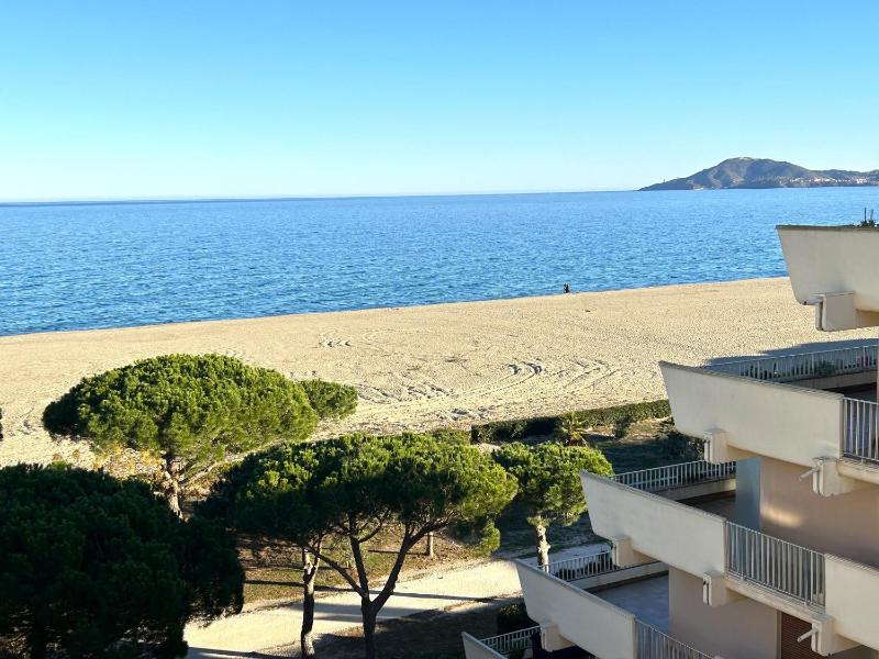 Appartement 4 pers avec Parking Vue Mer et Montagne - FR-1-837-101 - image 3
