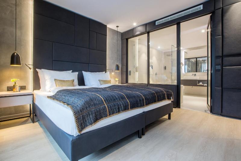 Suite image 4