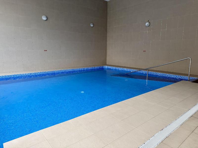27th Floor Sea View Heated Indoor Pool with Private Parking - image 16