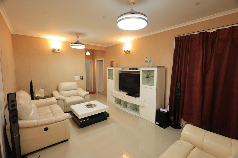 Royal 4BHK Oasis BalconyViews - image 24