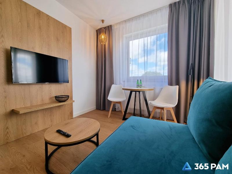 365PAM - Prywatny apartament w hotelu C8 - image 3