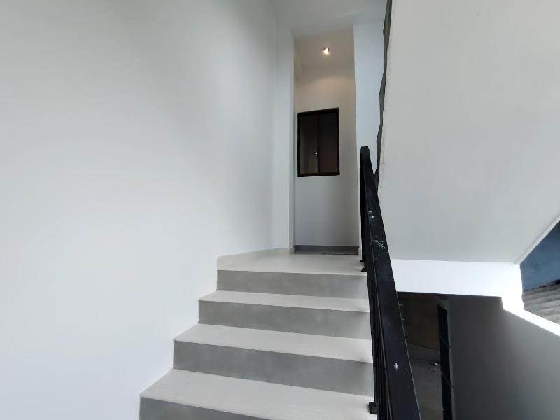 Calvian Villa - image 4