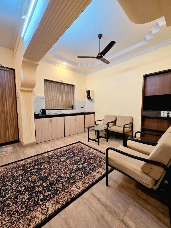 Shradha luxury room - image 24