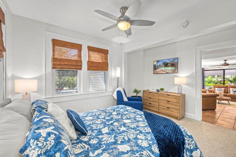 Canal Front Home in Sarasota with Private Heated Pool & Outdoor Patio! - image 45