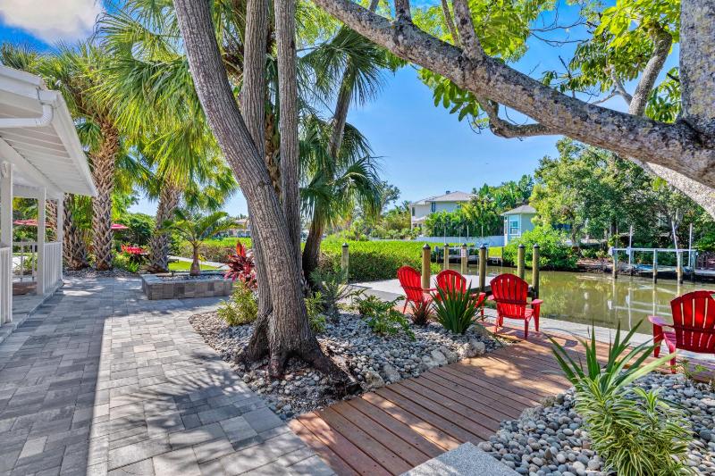 Canal Front Home in Sarasota with Private Heated Pool & Outdoor Patio! - image 41