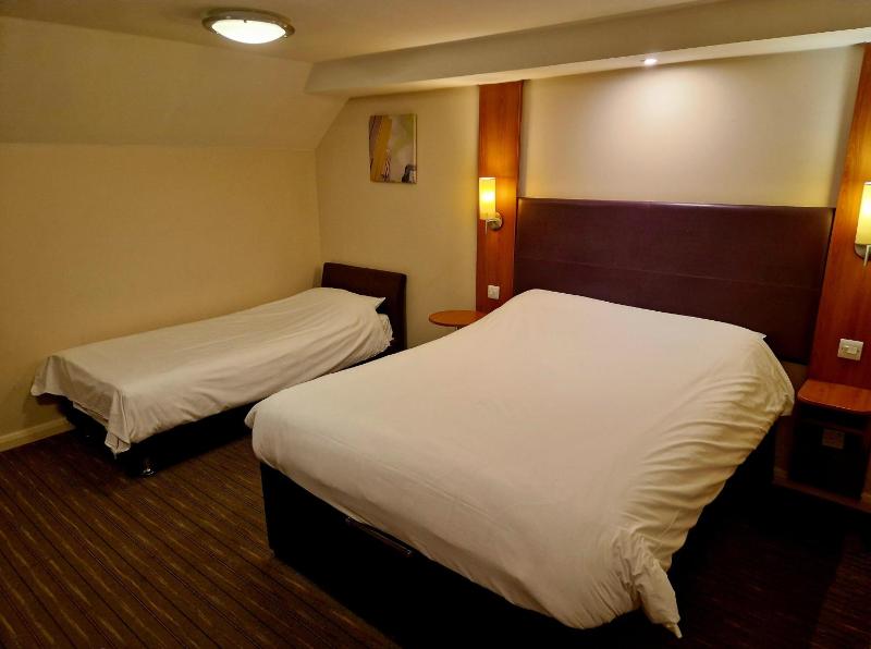 Charter Hotel Bournemouth - image 8
