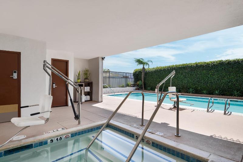 Holiday Inn Express San Diego - Sea World Area By IHG - image 11