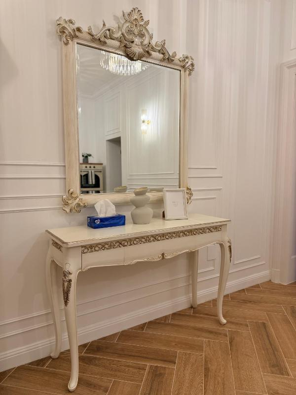 Crown Ultracentral - Stylish Central Apartment - image 5