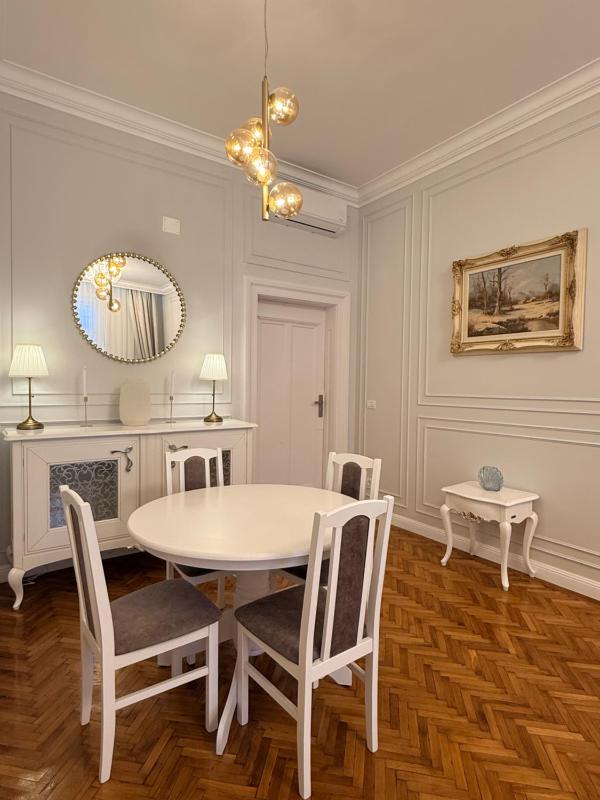 Crown Ultracentral - Stylish Central Apartment - image 15