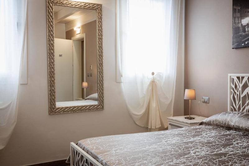 Piccola Venezia Room - image 21