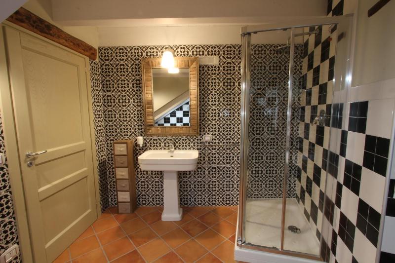 Double Room with Private External Bathroom image 3