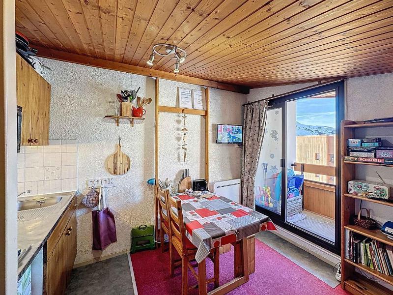 Studio cabine 18m² au cœur des Bruyères ski aux pieds - image 2
