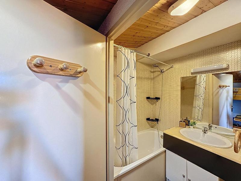 Studio cabine 18m² au cœur des Bruyères ski aux pieds - image 13