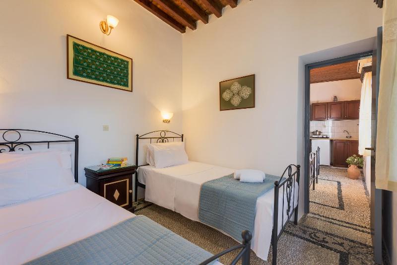 Traditional Apartment (4 adults) image 2