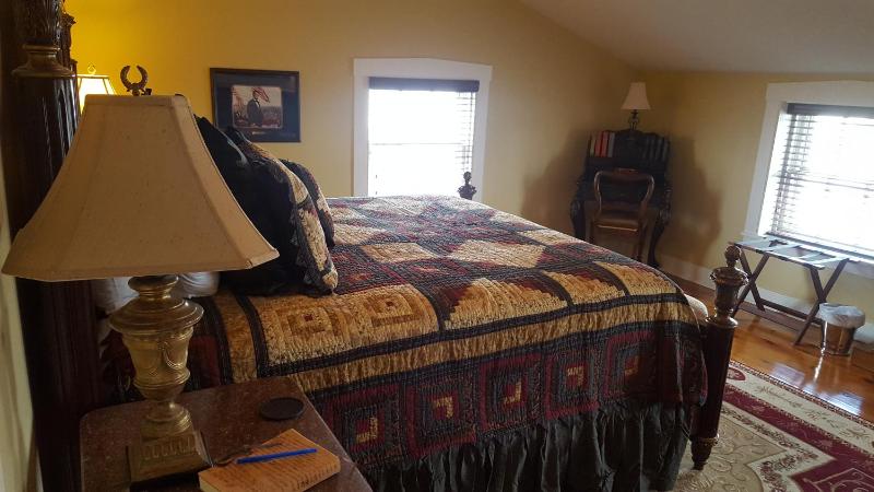 The Lincoln Suite image 3