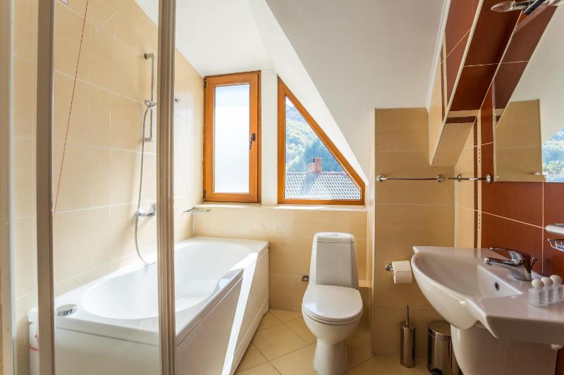 Double or Twin Room image 2