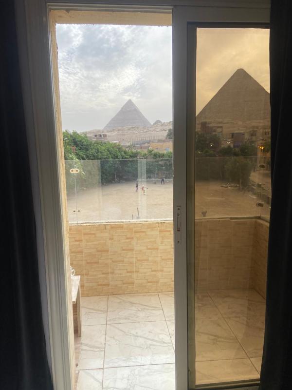 Pyramids third eye tours & jakuzi - image 11