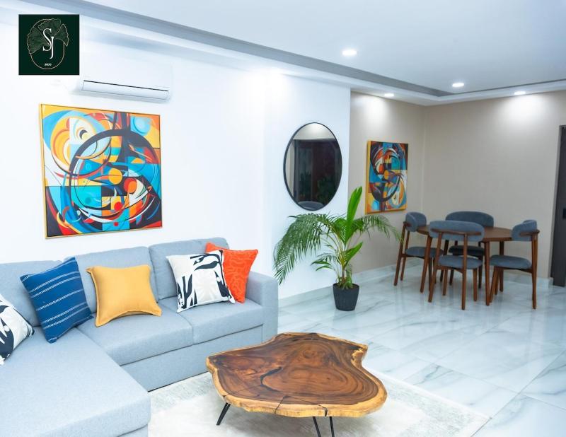 2 Bedroom Apartment & Sofa Bed Riviera - image 1