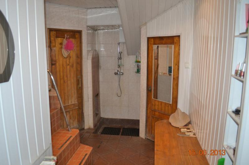 Deluxe King Room image 1