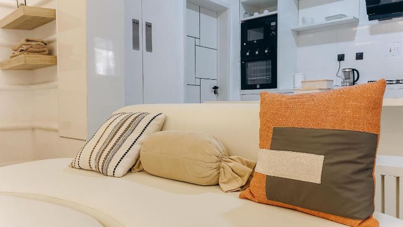 French quarters apartments - image 15