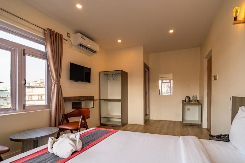 The White House Studio 3BHK near Thamel - image 5
