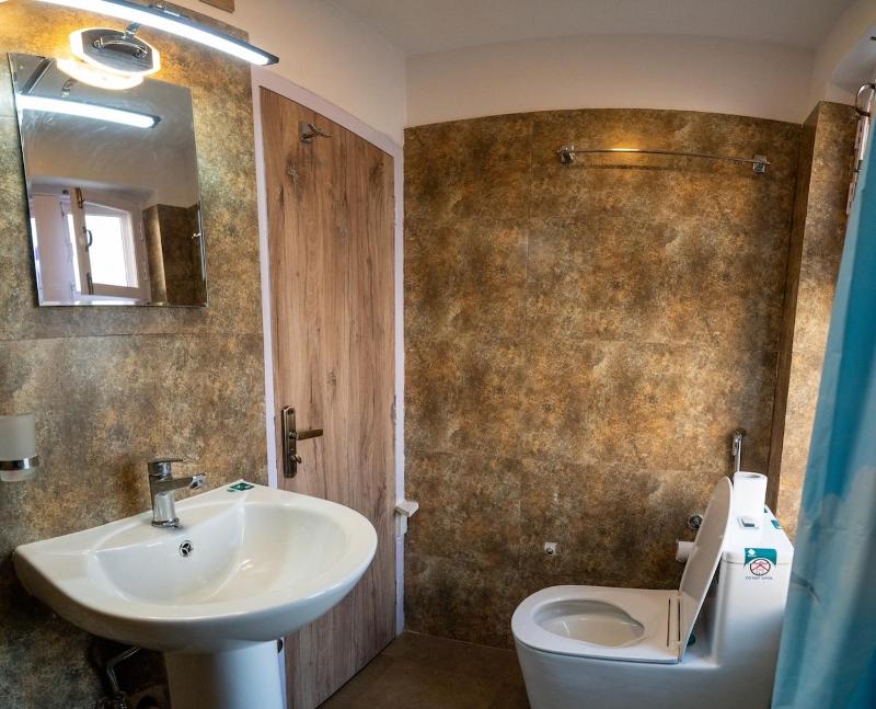 The White House Studio 3BHK near Thamel - image 10