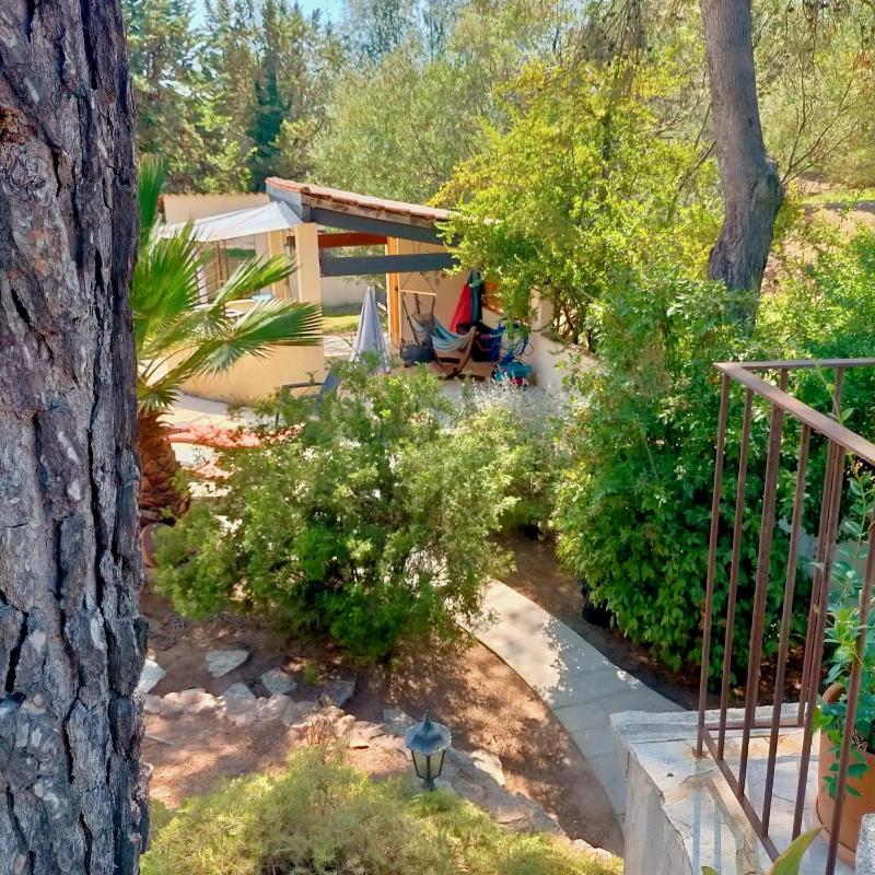 Villa avec piscine à débordement - sans vis à vis - image 14