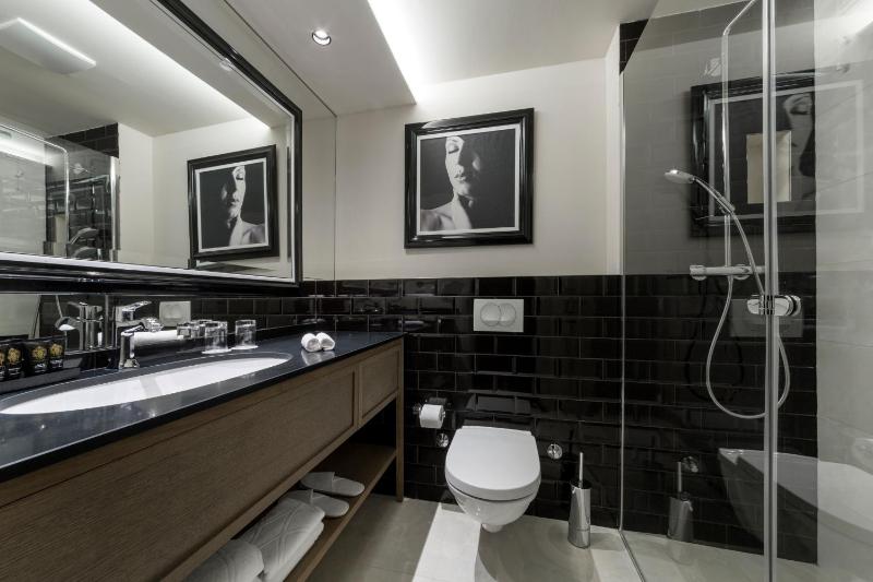 Grand Hotel Slavia - image 37