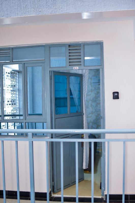 Cymar Luxury BNBs - image 12