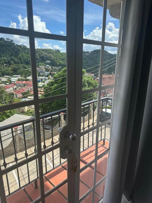 Apartment 304 - image 13