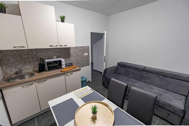 AZURE Palace Apartments - image 32