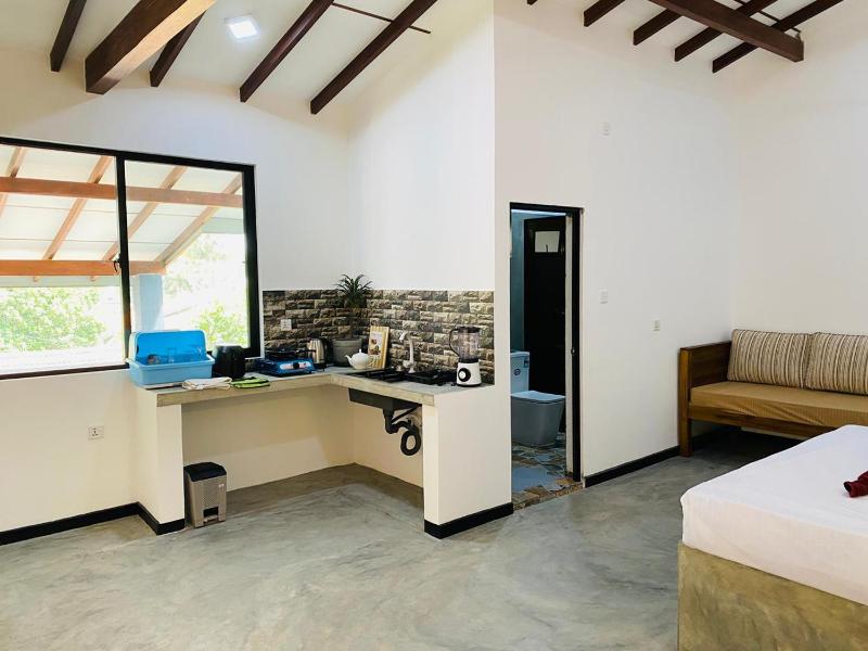 Hikkaduwa City Penthouse - image 44