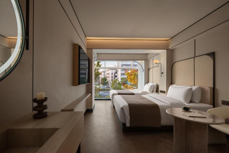 HangZhou Neyar Light and Shadow Garden Hotel-The WestLake Sights-Wulinmen STN F - image 4