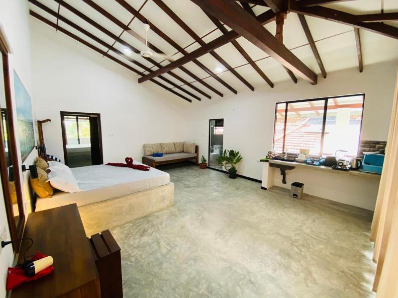 Hikkaduwa City Penthouse - image 29