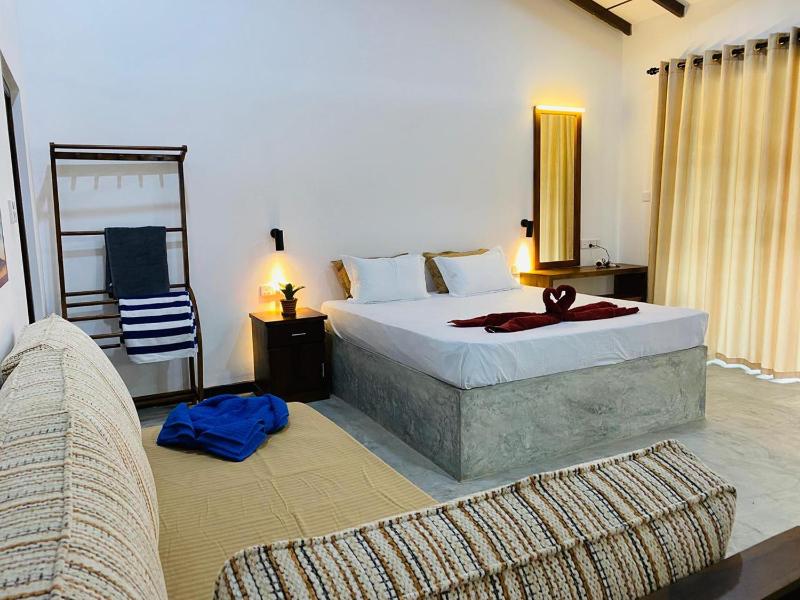 Hikkaduwa City Penthouse - image 25