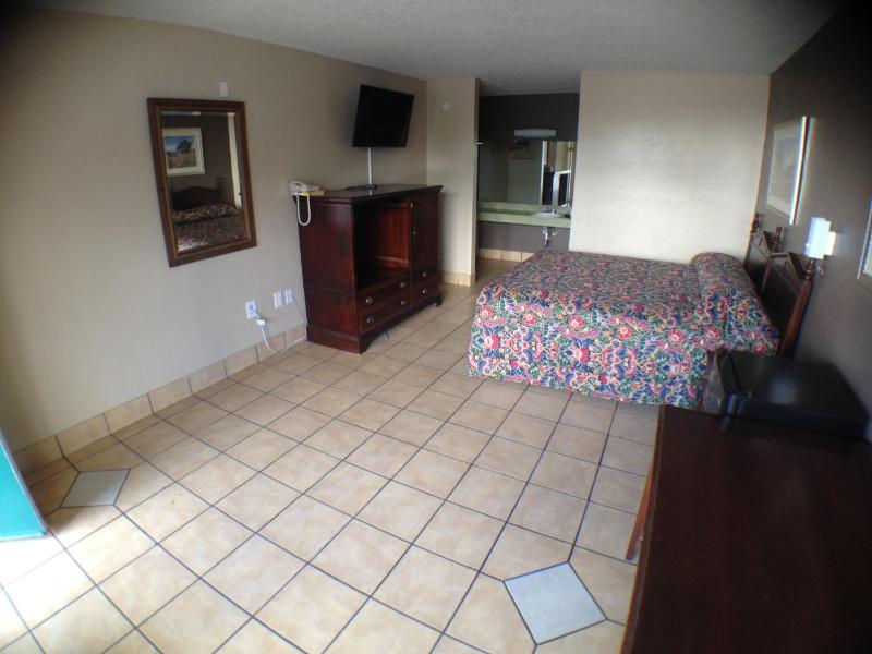 Budget Inn Motel - image 15