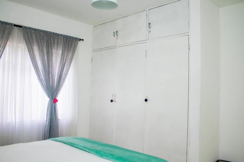 1 bed apartment in Harare CBD - image 5