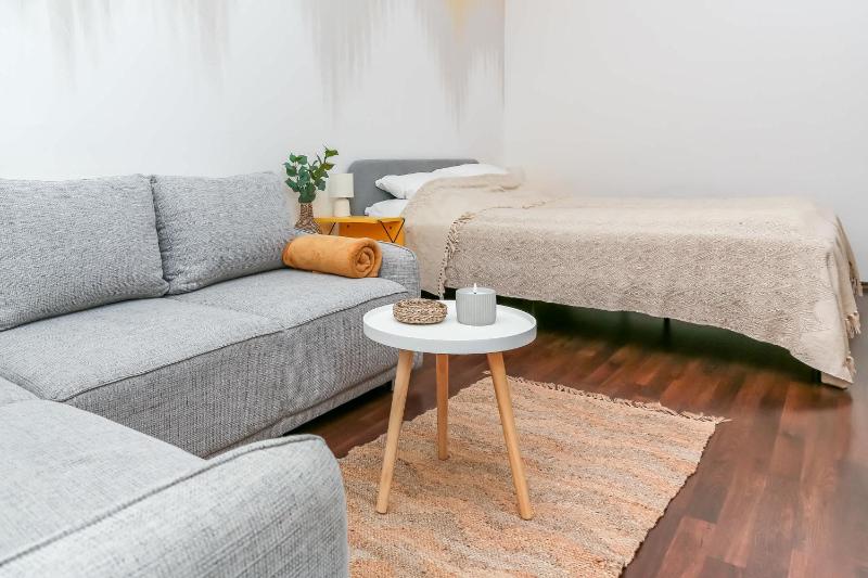 Central - Easy Sleep - Comfy - image 10