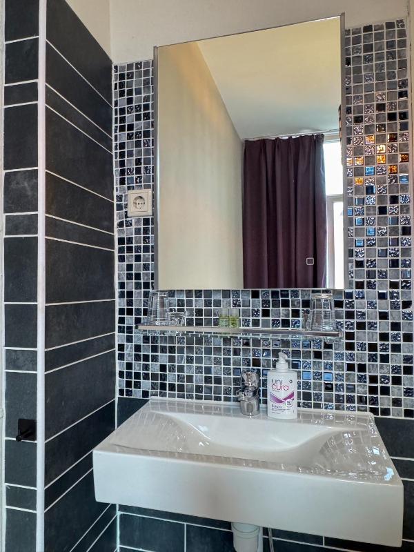Hotel Bellington - image 4