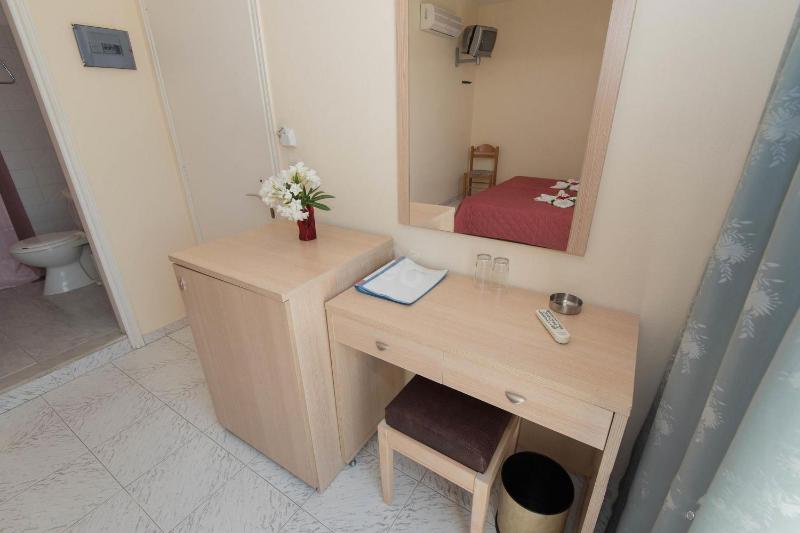 Superior Double Room image 4