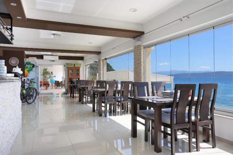 Family-friendly apartments with swimming pool Zivogosce - Porat Makarska - 18150 - image 43