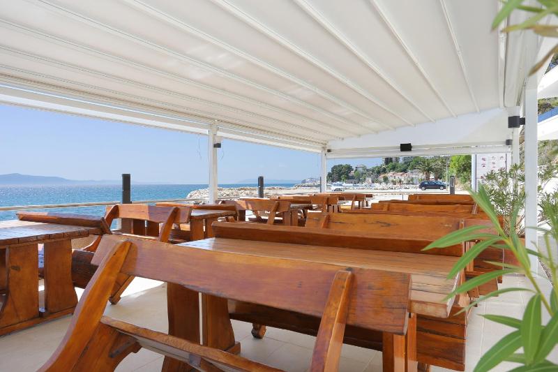 Family-friendly apartments with swimming pool Zivogosce - Porat Makarska - 18150 - image 44
