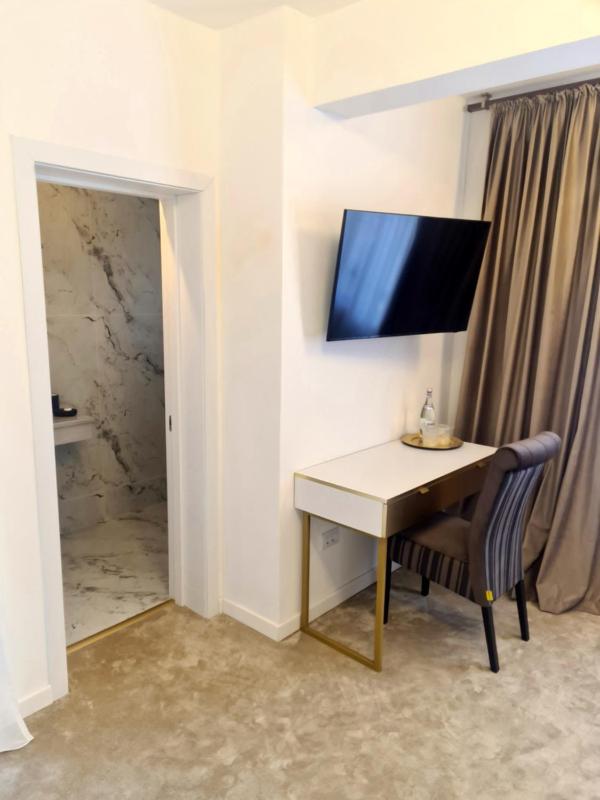 Jolie Boutique Hotel - image 27