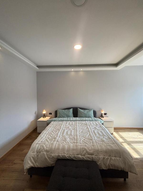 شقة مميزة في عبدون هيلز-Modern Apartment in Abdoun Hills - image 12