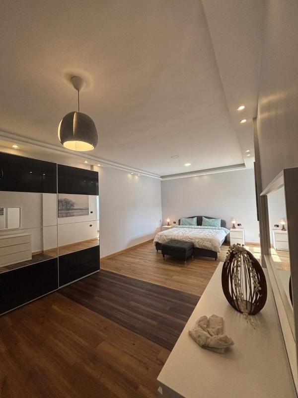 شقة مميزة في عبدون هيلز-Modern Apartment in Abdoun Hills - image 11